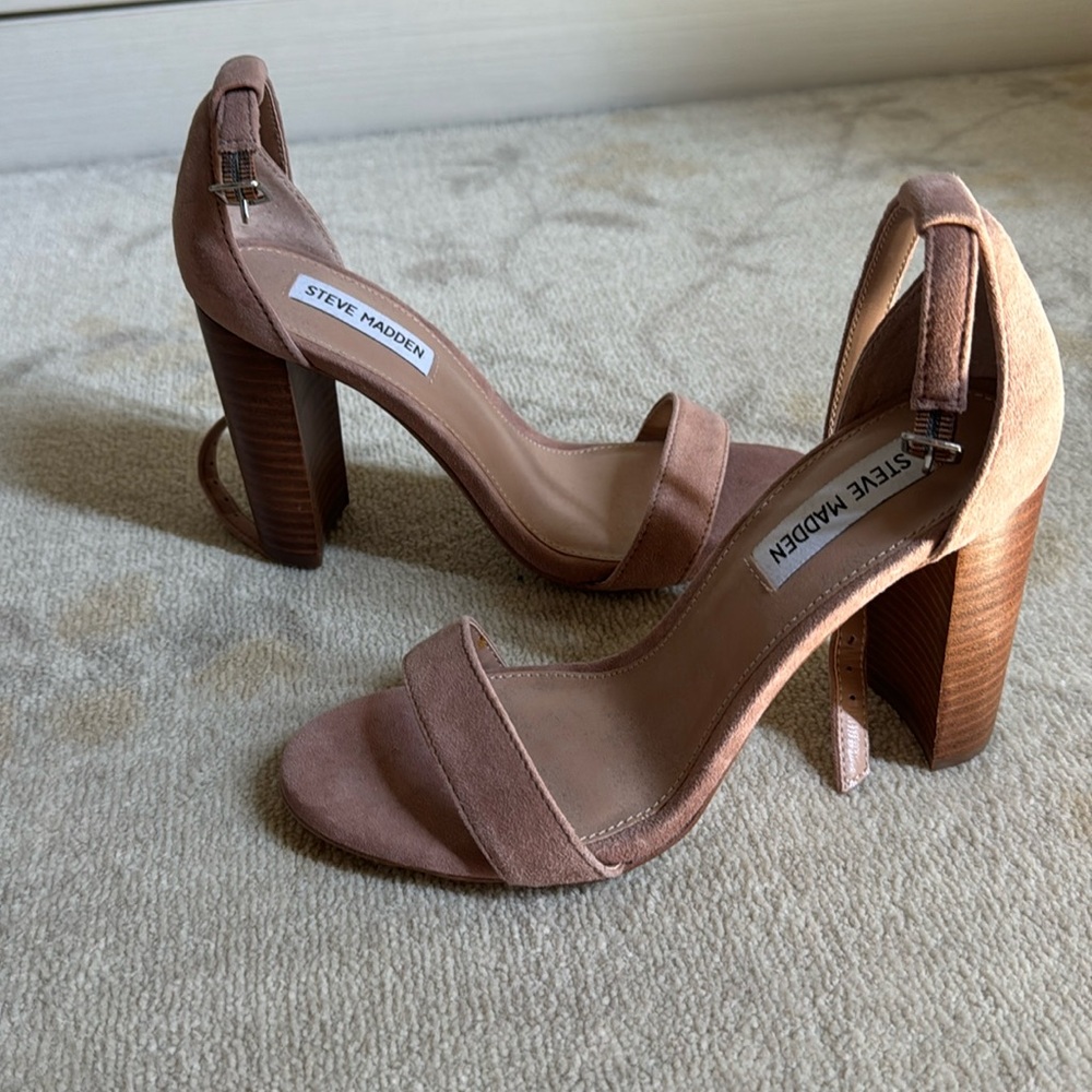 Mauve colored Steve Madden Heels